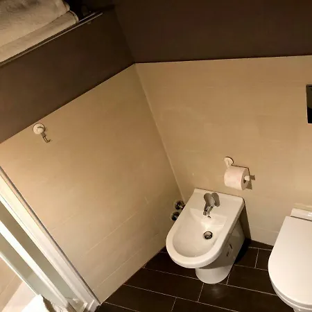 Dani Exclusive 게스트하우스